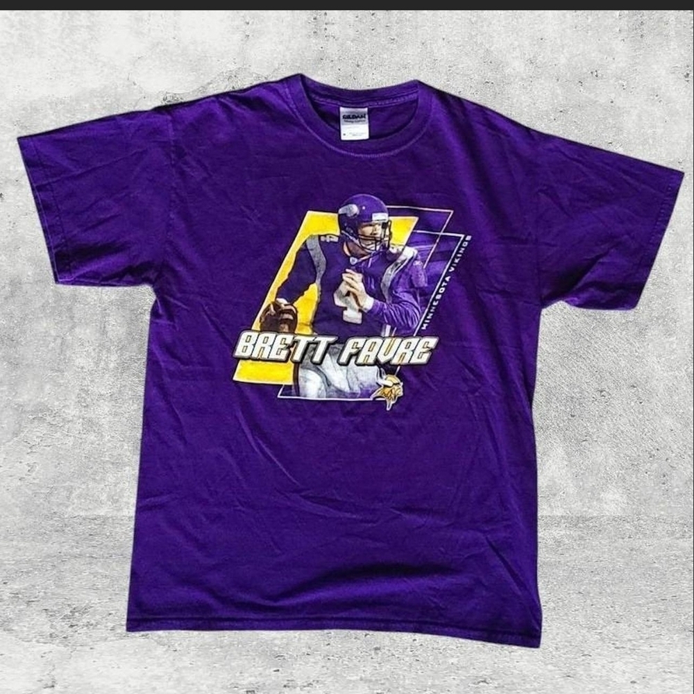 VTG 2009 Minnesota Vikings Brett Favre NFL T-Shirt Purple Gildan Streetwear Size